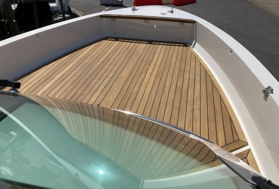 Cormate Utility 27 nuevo en venta