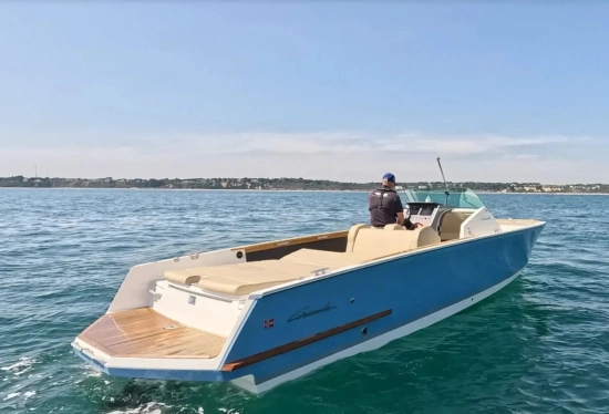 Cormate Utility 27 nuevo en venta