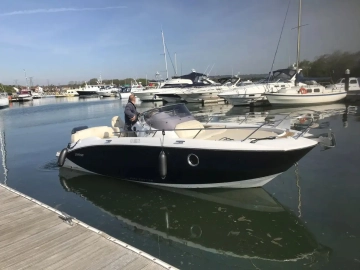 Sessa Marine 24 usata in vendita
