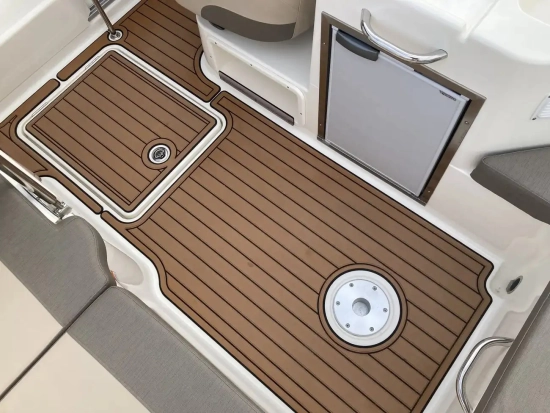 Bayliner VR6 Cuddy Outboard usata in vendita