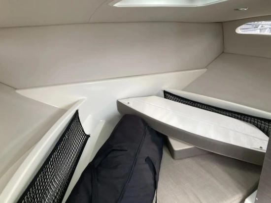 Bayliner VR6 Cuddy Outboard usata in vendita