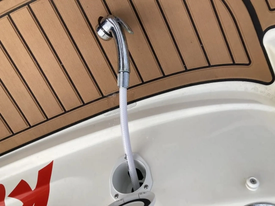 Bayliner VR6 Cuddy Outboard usata in vendita
