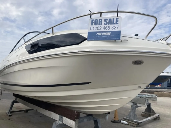 Bayliner VR6 Cuddy Outboard usata in vendita