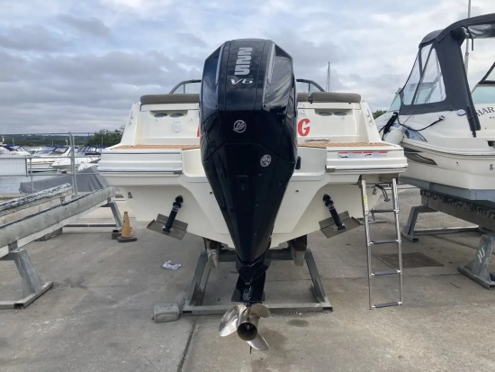 Bayliner VR6 Cuddy Outboard usata in vendita