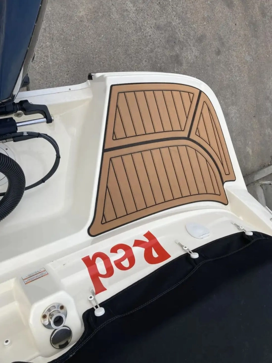 Bayliner VR6 Cuddy Outboard usata in vendita