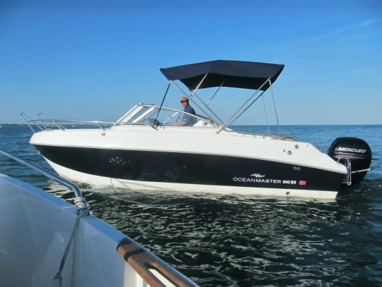 Oceanmaster 660 Bow Rider usado à venda