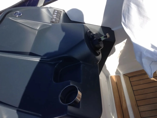 Oceanmaster 660 Bow Rider usado à venda