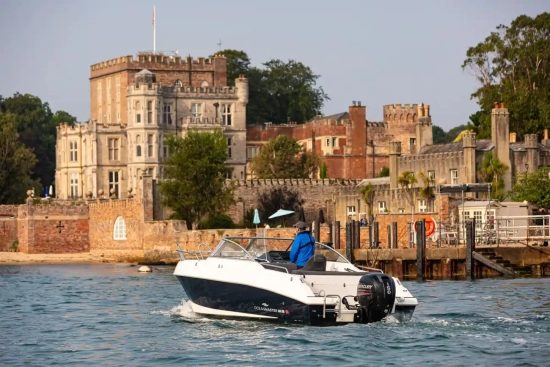 Oceanmaster 660 Bow Rider usado à venda