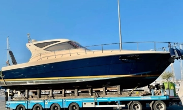Cayman Yachts 43 WA usata in vendita
