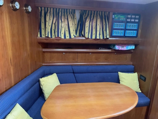 Cayman Yachts 43 WA usata in vendita