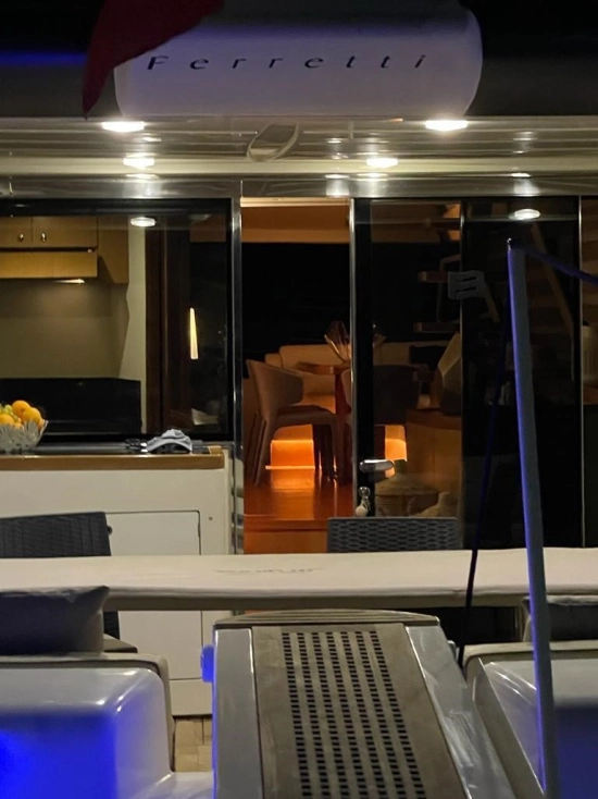 Ferretti 630 de segunda mano en venta