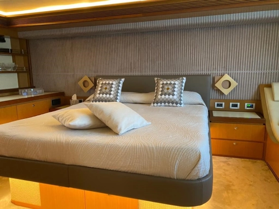 Ferretti 630 de segunda mano en venta