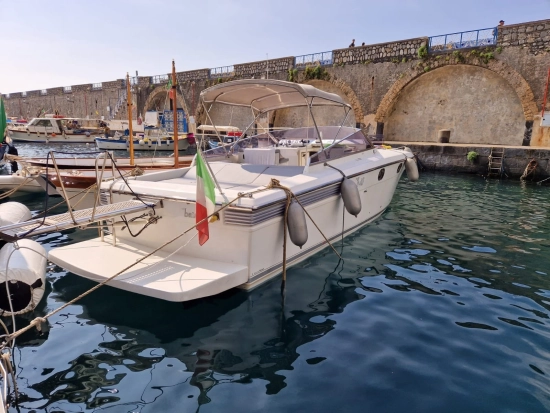 Cantieri di Baia BAIA 40 usado à venda