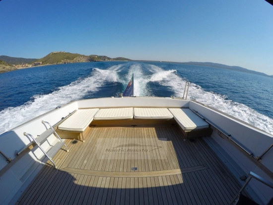 Magnum Marine 38 Flash Deck usata in vendita