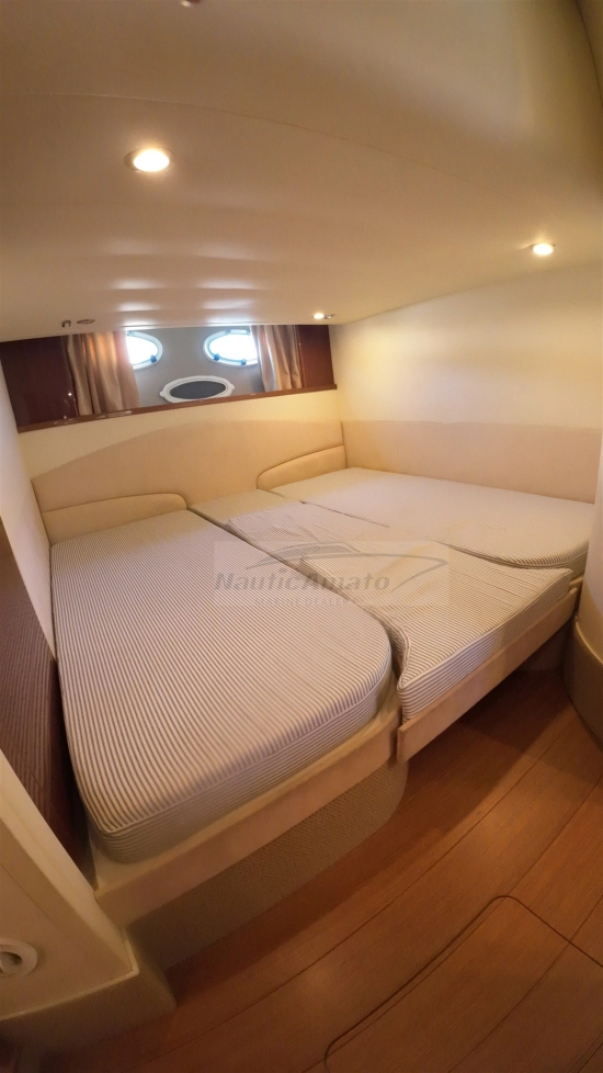 Princess V 46 usata in vendita