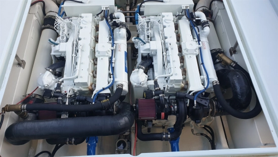 Magnum Marine 38 Flash Deck usata in vendita