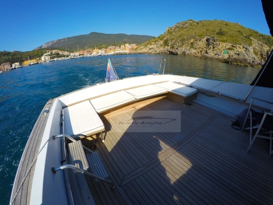 Magnum Marine 38 Flash Deck usata in vendita