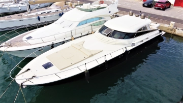 Magnum Marine 53 3 Cabine HT de segunda mano en venta