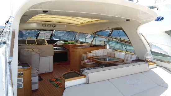 Magnum Marine 53 3 Cabine HT de segunda mano en venta