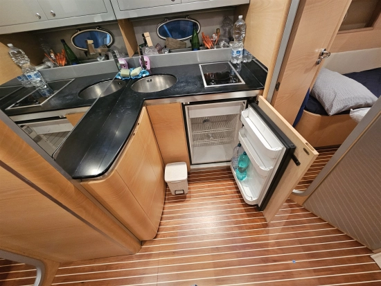 Raffaelli Shamal Evo ( 2 cabine 2 bagni ) linea asse usata in vendita