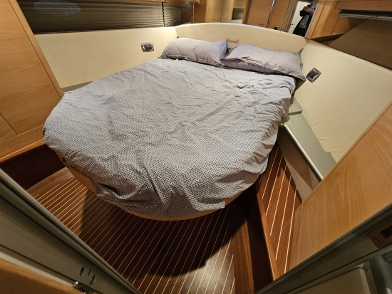 Raffaelli Shamal Evo ( 2 cabine 2 bagni ) linea asse usata in vendita