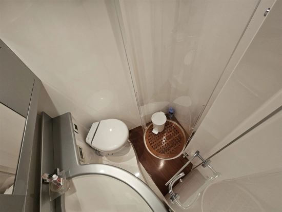 Raffaelli Shamal Evo ( 2 cabine 2 bagni ) linea asse usata in vendita