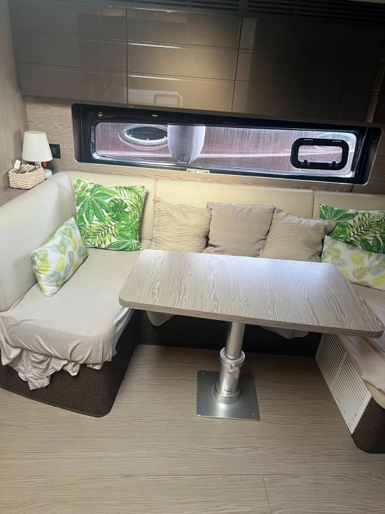 Azimut Atlantis 43 usata in vendita