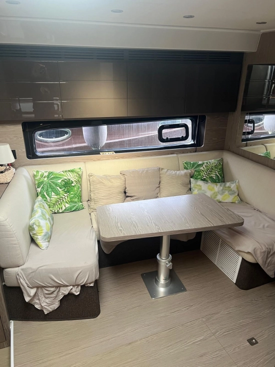 Azimut Atlantis 43 usata in vendita