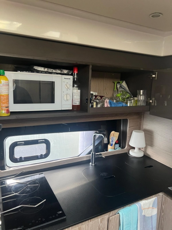 Azimut Atlantis 43 usata in vendita