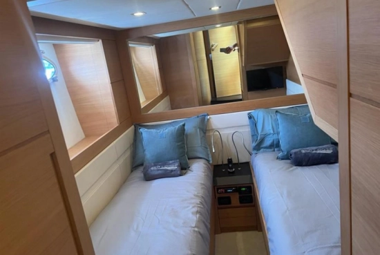 Pershing 64 de segunda mano en venta