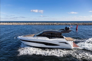 Galeon 425 HT usata in vendita