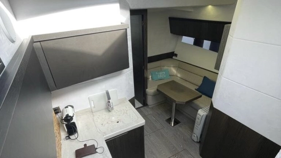 Galeon 425 HT usado à venda