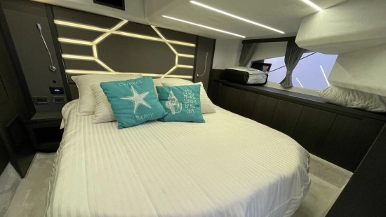 Galeon 425 HT usado à venda