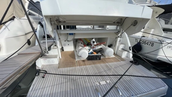 Galeon 425 HT usado à venda