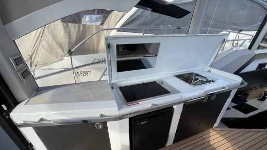 Galeon 425 HT usado à venda