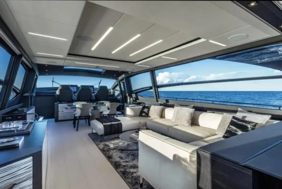 Pershing 8X usata in vendita