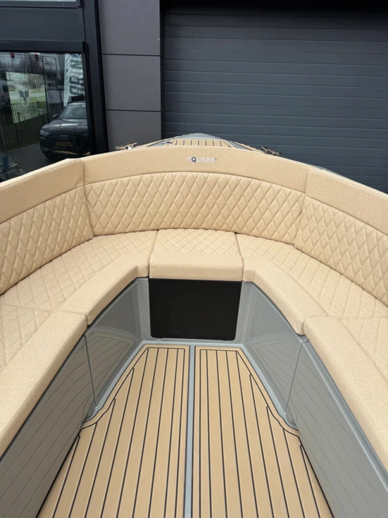 Aqua 24 T7 700 tender nuova in vendita