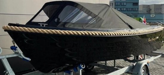 Lago Amore 570 Tender Sloop novos à venda