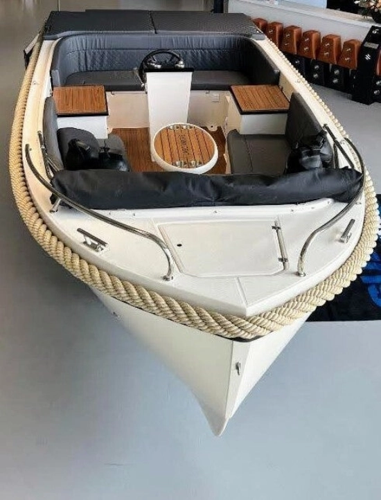 Lago Amore 606 Tender Sloop nuova in vendita