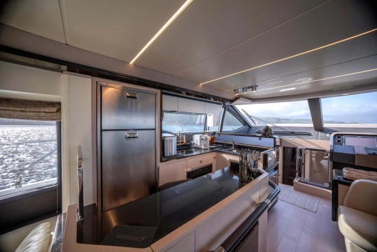 Azimut 66 usata in vendita