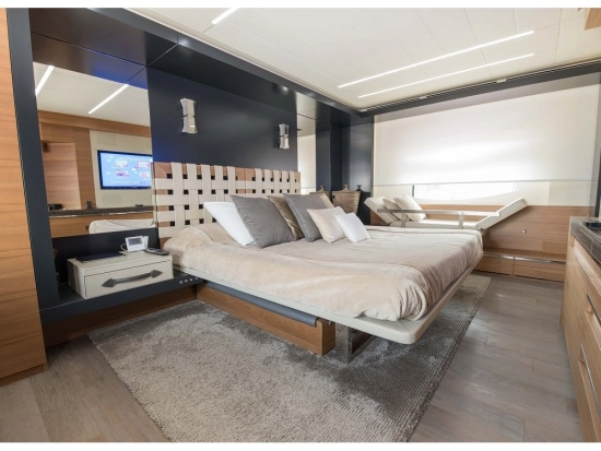 Pershing 92 de segunda mano en venta