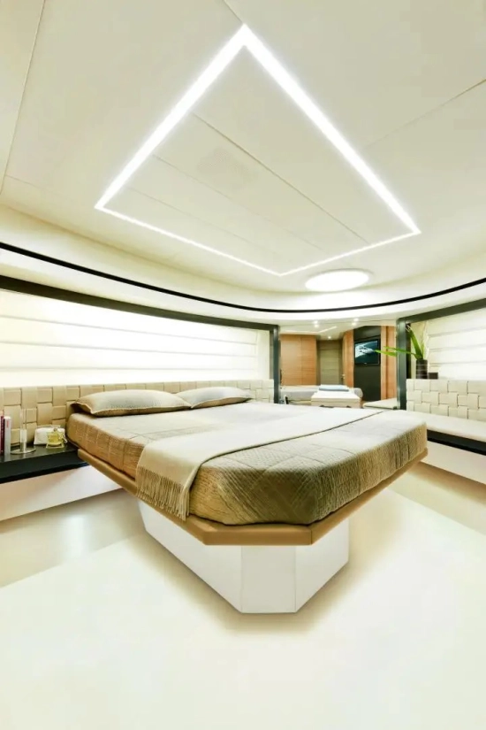 Pershing 92 de segunda mano en venta