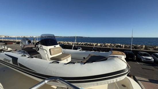 Falcon Yachts 86 usata in vendita