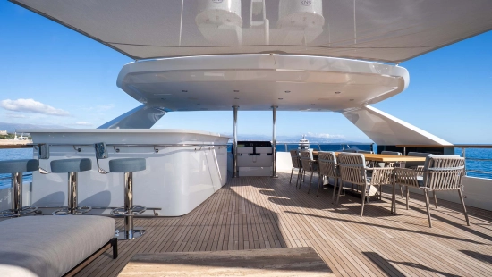 Numarine 32XP usado à venda