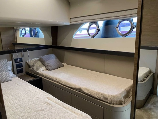Ferretti 550 de segunda mano en venta