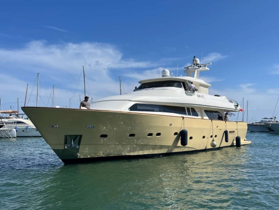 Custom Line Navetta 27 usata in vendita