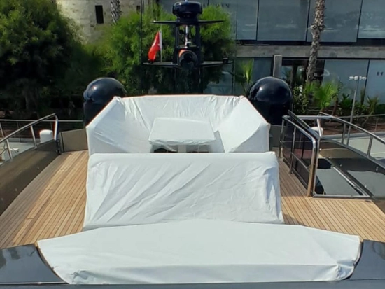 Pershing 92 usado à venda