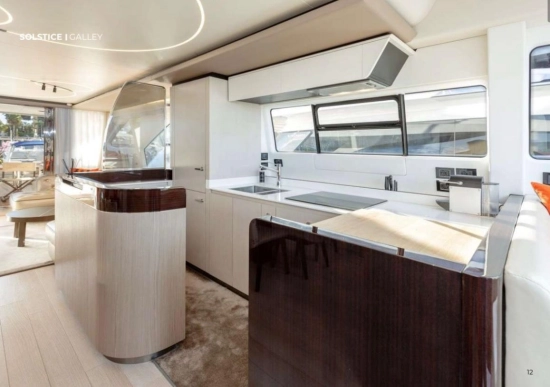 Azimut Fly 72 usata in vendita