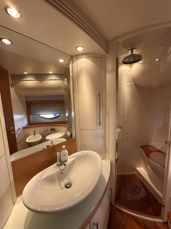 Pershing 76 de segunda mano en venta