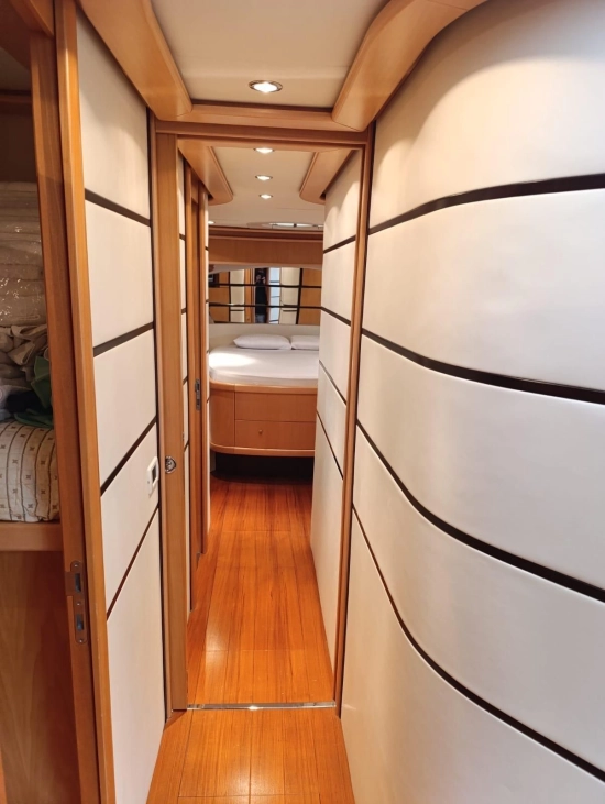 Pershing 76 de segunda mano en venta